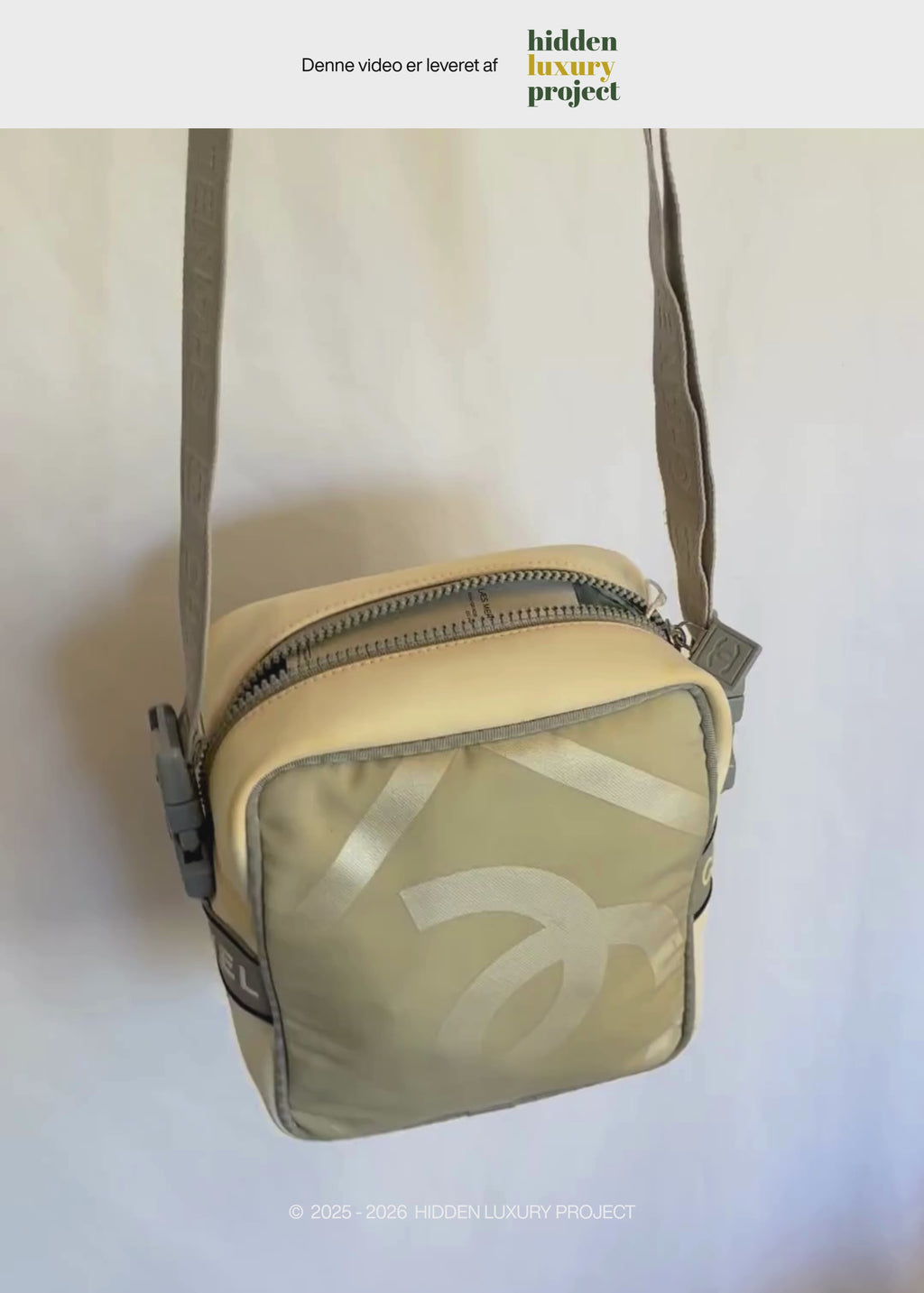 Preloved | Chanel Sport Line Coco Mark CC Crossbody i Beige Nylon