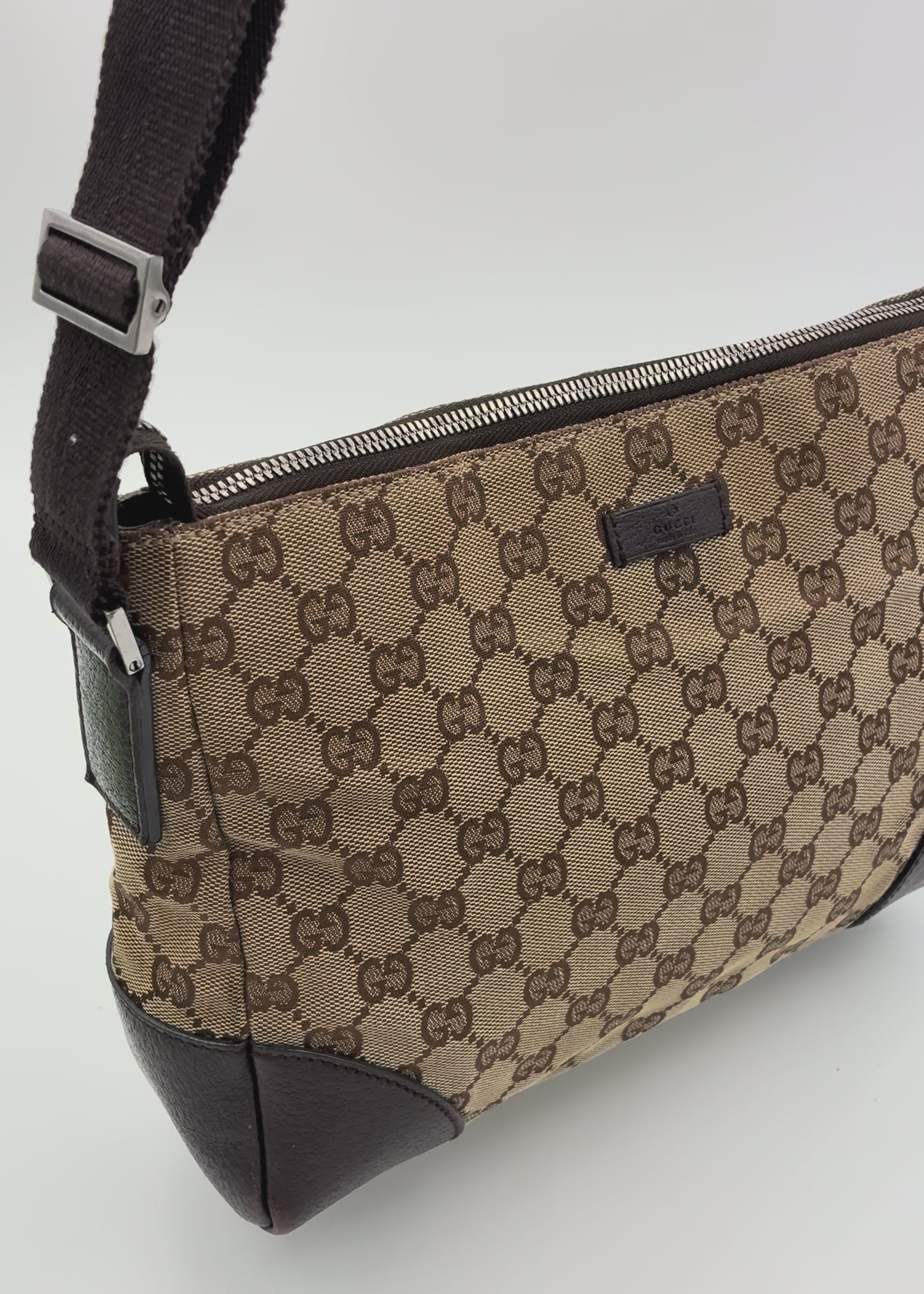 Preloved | Gucci Monogram Messenger Crossbody i Brun Canvas