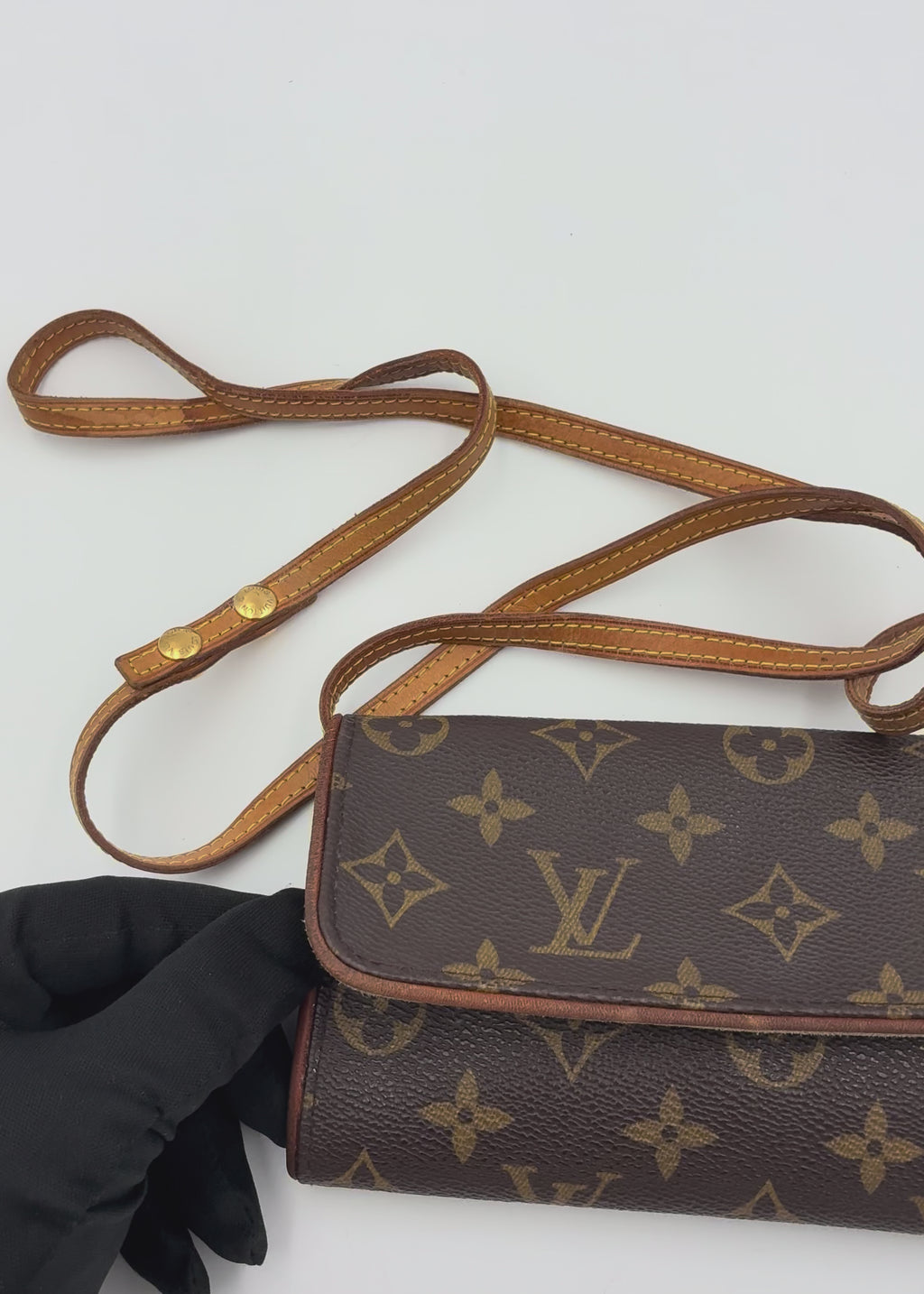Preloved | Louis Vuitton Monogram Crossbody Pochette Twin PM