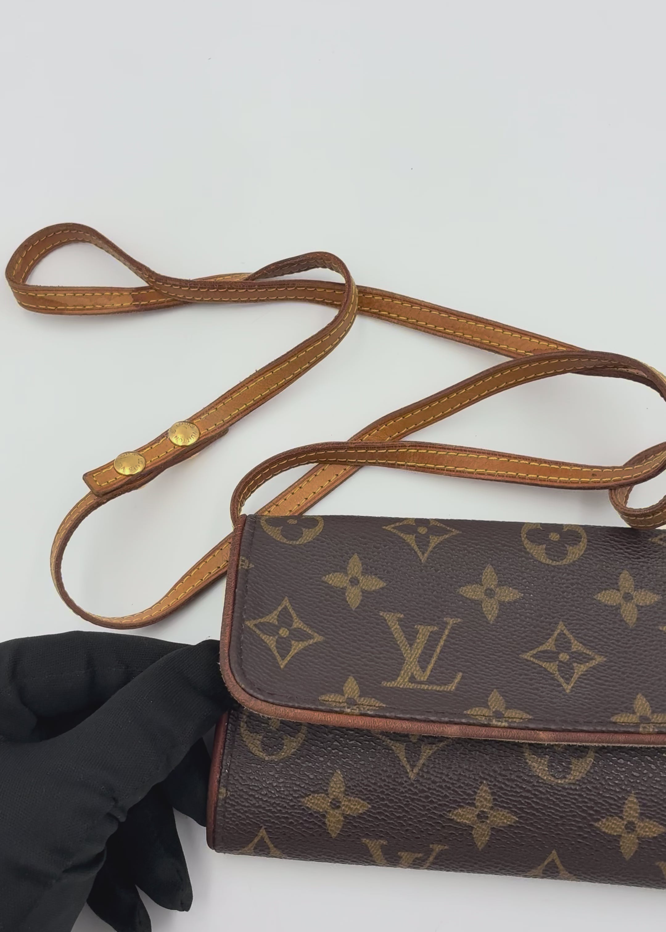 Preloved | Louis Vuitton Monogram Crossbody Pochette Twin PM