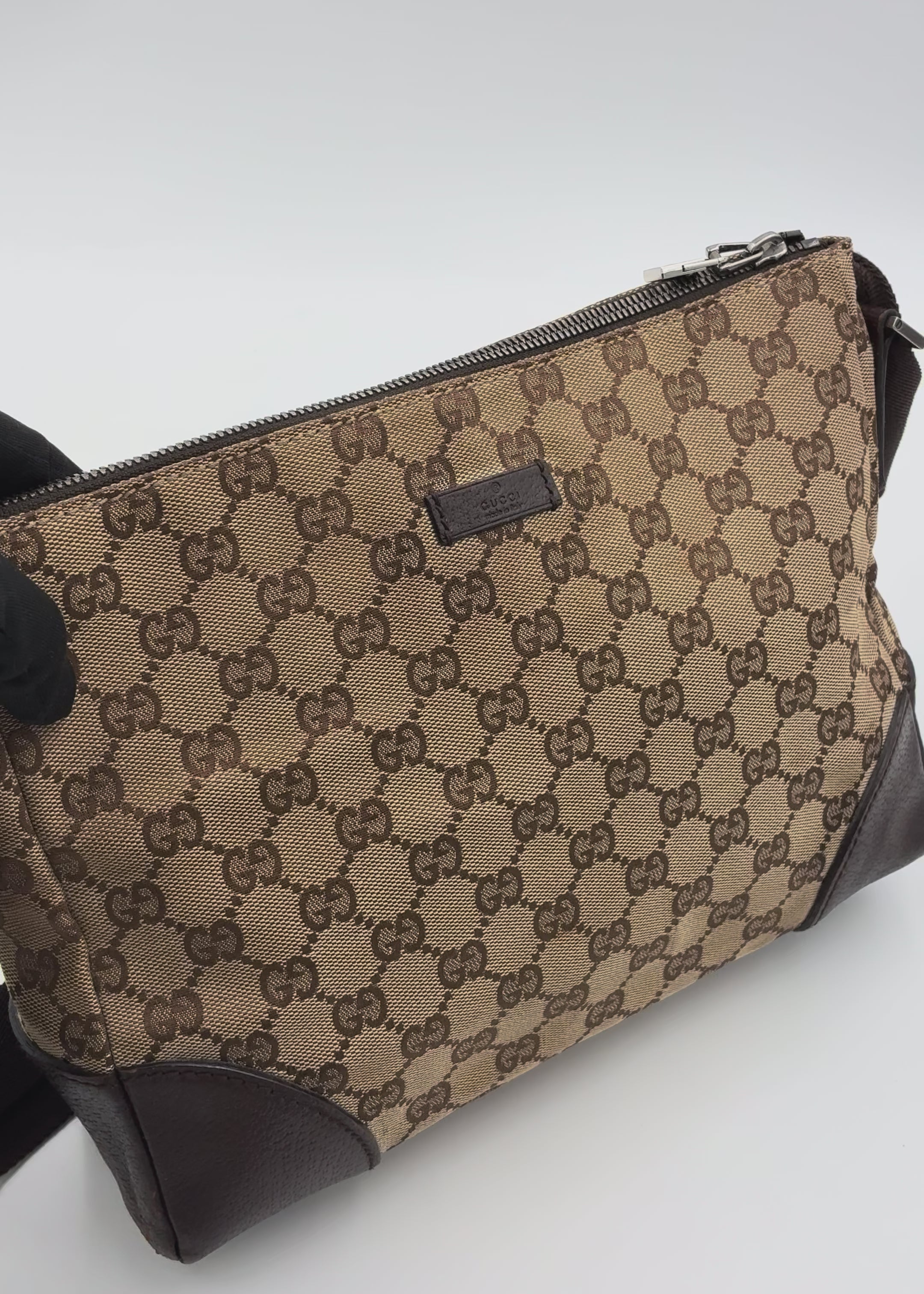 Preloved | Gucci Monogram Messenger Crossbody i Brun Canvas