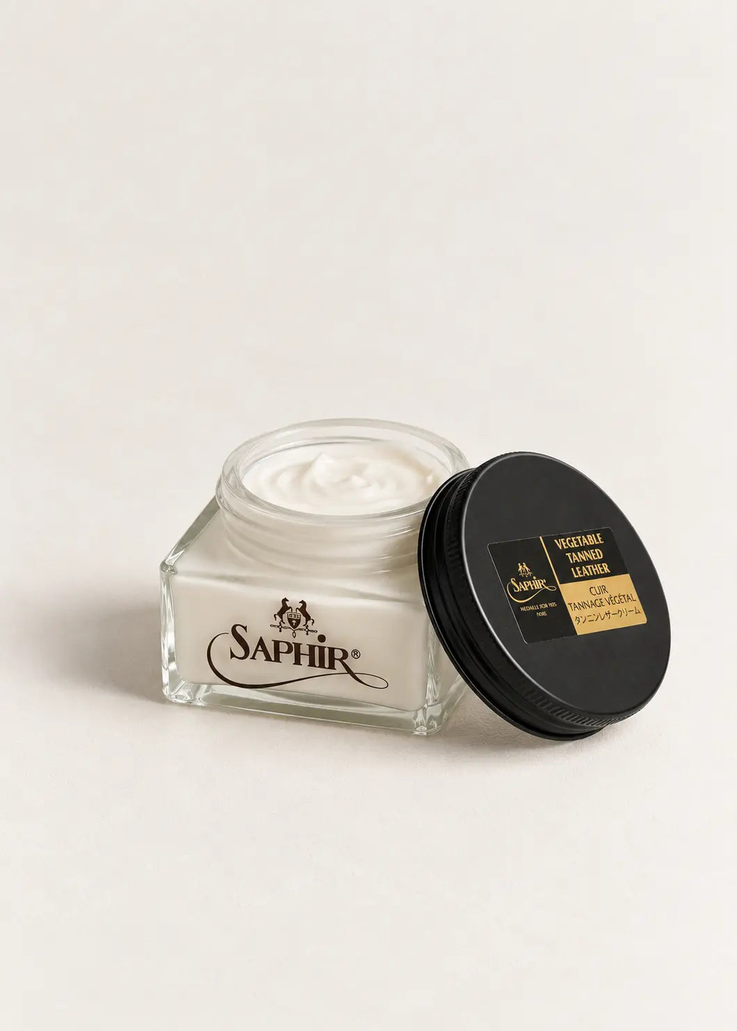 Saphir Vachetta vegatabke leather tanned Hidden Luxury Project
